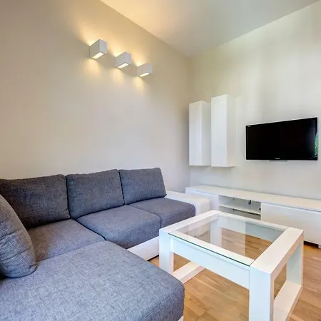 Dr - Frank Apartmán *