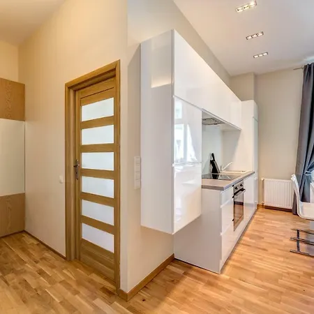 Lägenhet Dr - Frank Sopot